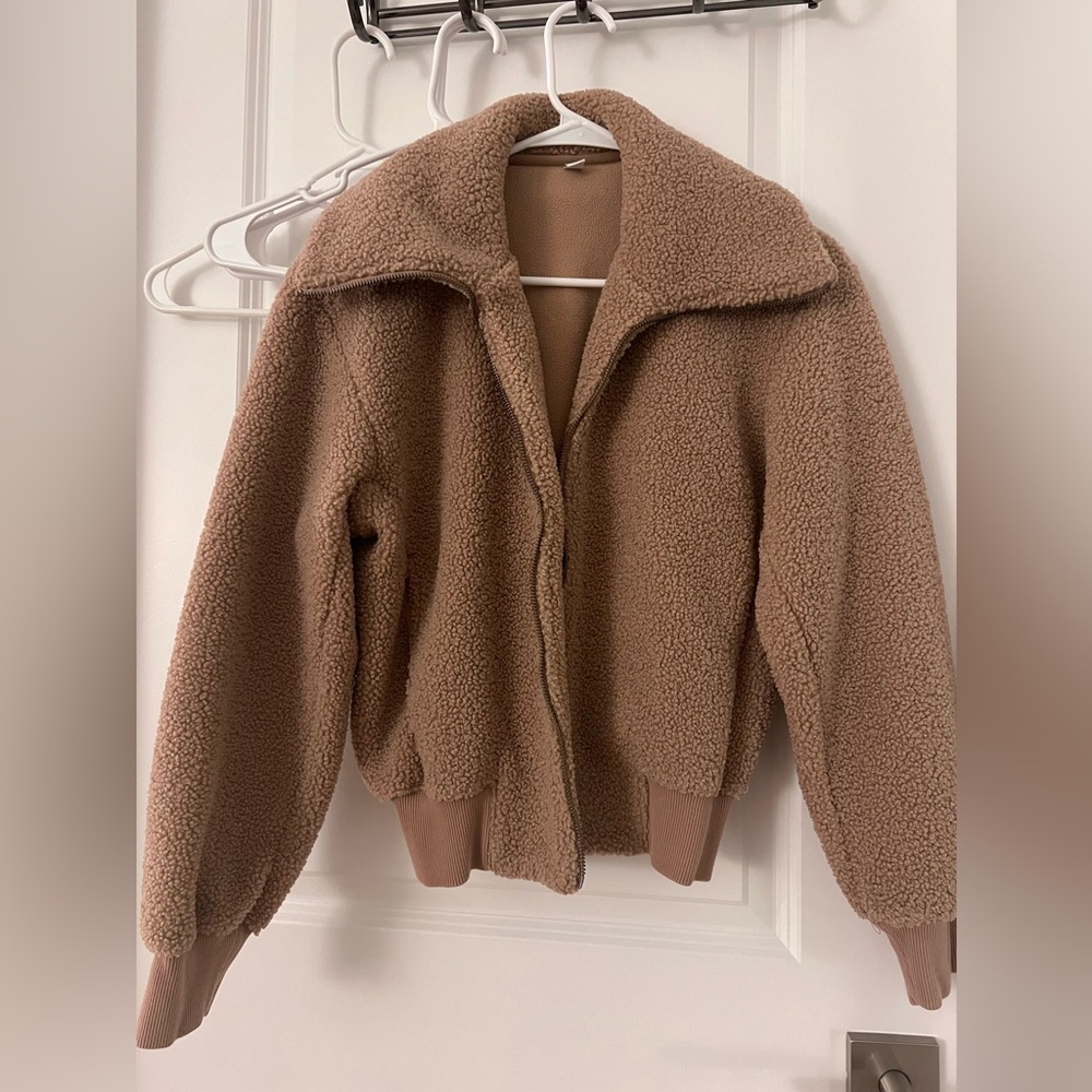 Uniqlo sherpa jacket